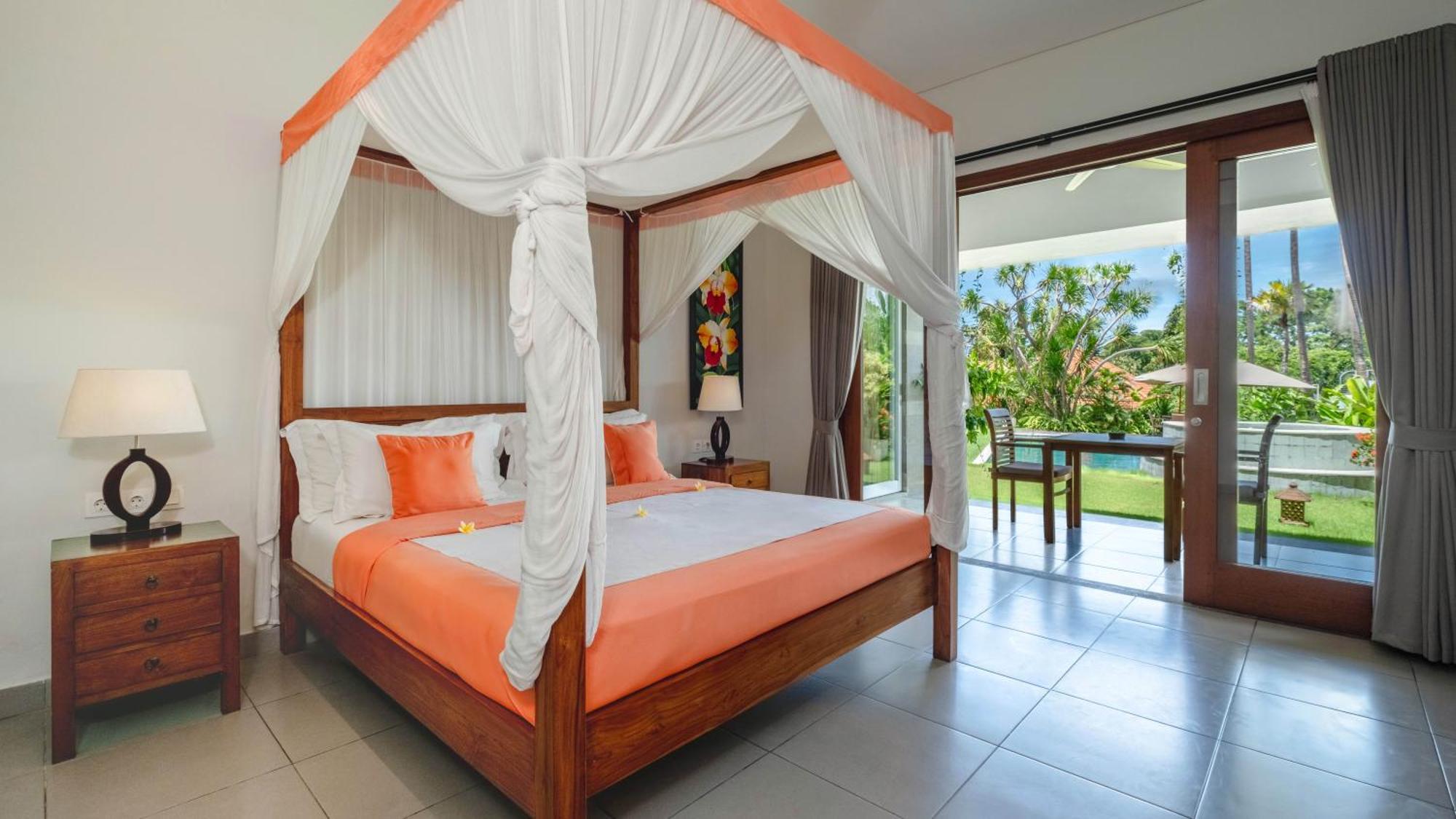Villa Yenian By Villa Finder Canggu Екстериор снимка