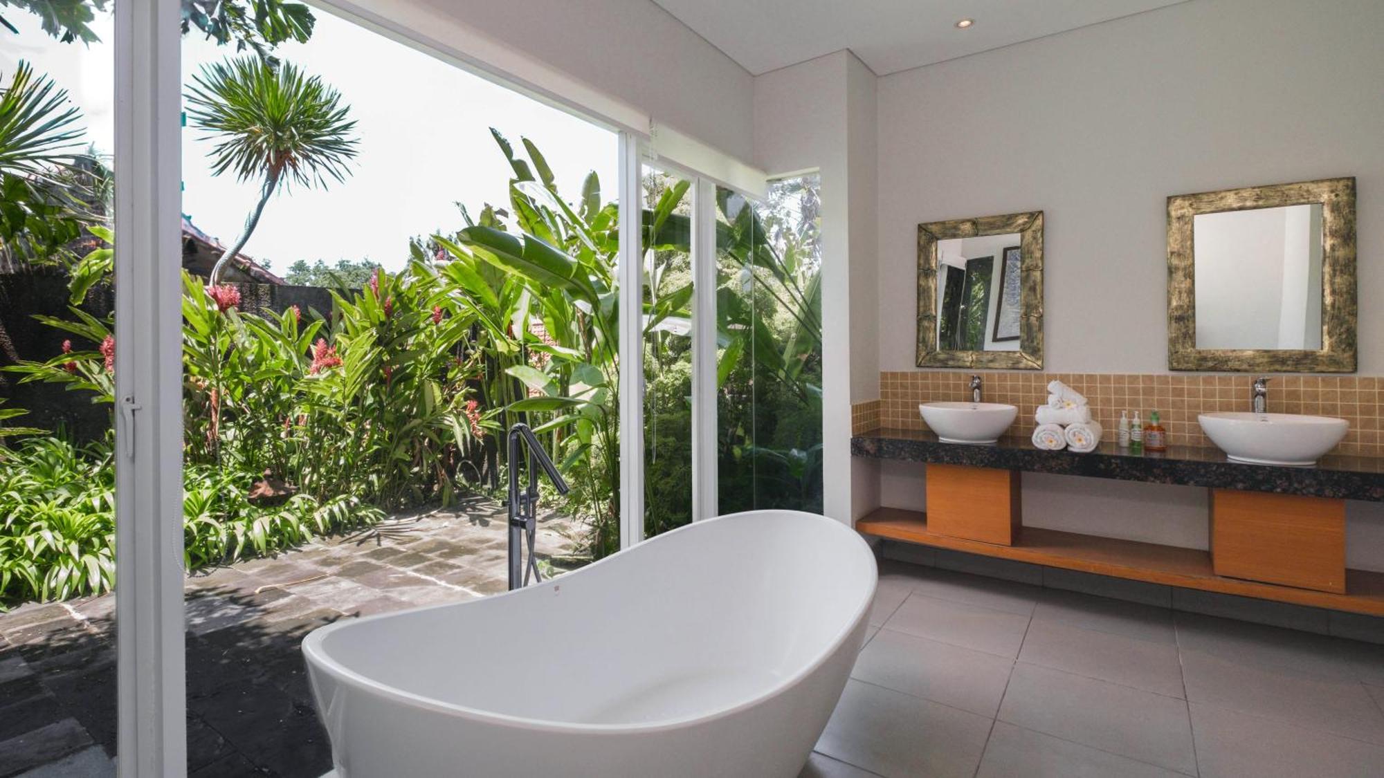 Villa Yenian By Villa Finder Canggu Екстериор снимка