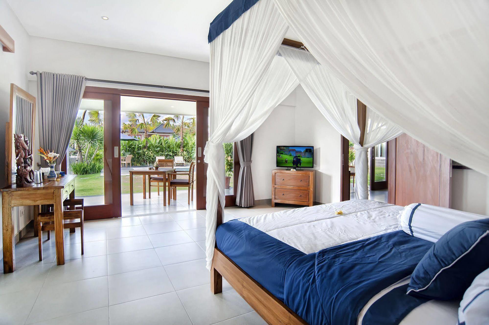 Villa Yenian By Villa Finder Canggu Екстериор снимка